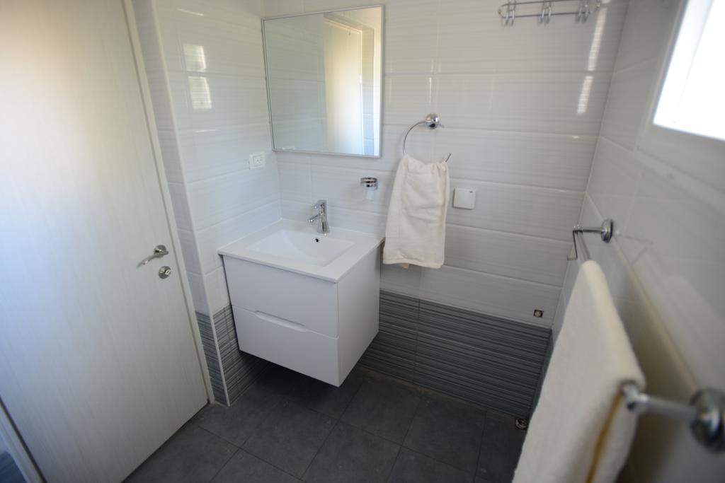 Olga Beach Apartments حيفا المظهر الخارجي الصورة